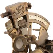Sextante en caja / Sextant in case