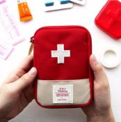 Botiquín Primeros Auxilios / First Aid cover