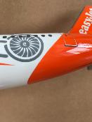 OUTLET easyJet Model Defect08